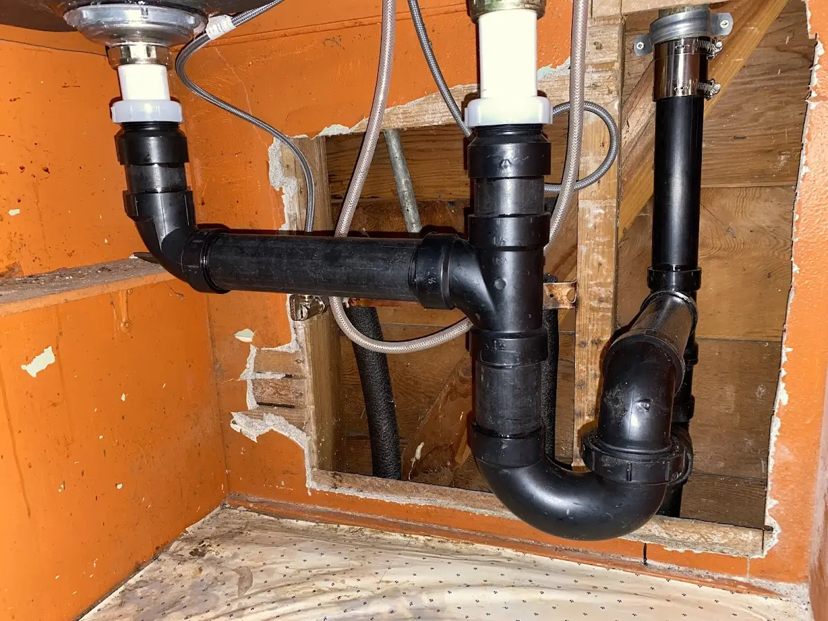Professional Pipe Bursting equipment and tools on the job in New Prague